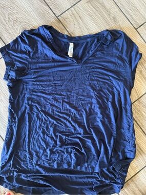 Latched mama boyfriend t - Navy